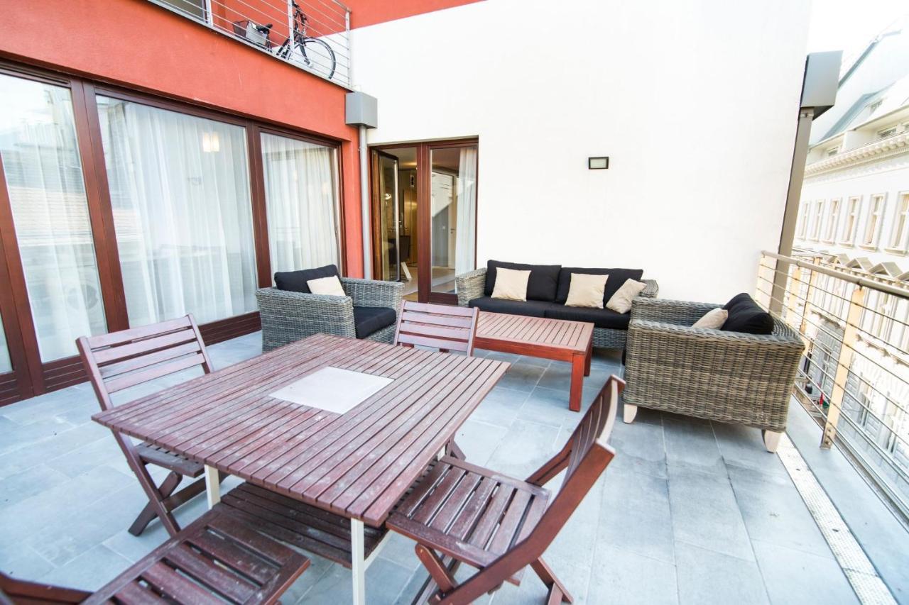 Paulay Free Parking Luxury Design With Terazze Appartamento